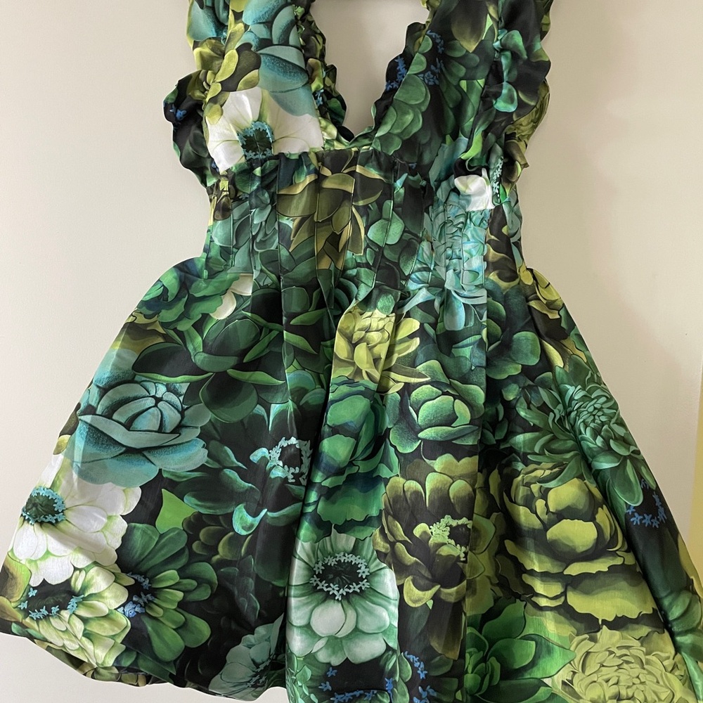 New Kika Vargas Vibrant Green Sleeveless Ruffled babble Dress size M